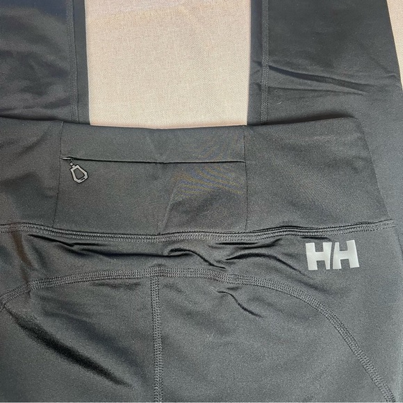 ***NWT*** Helly Hansen Women's Black Running Leggings - Picture 5 of 8